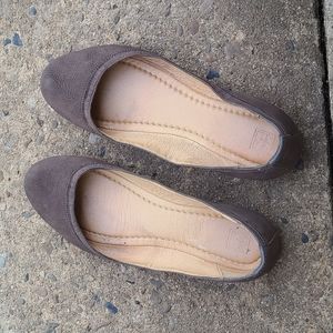 Frye Carson Brown/Gray Leather Flats